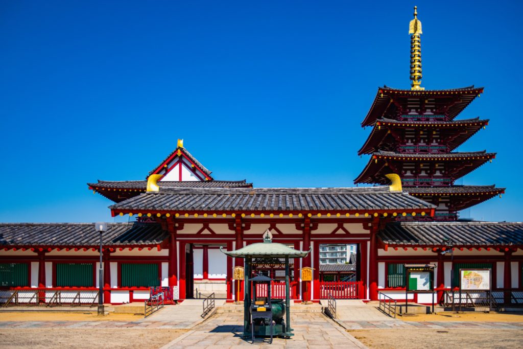日本で最初の官寺 四天王寺の歴史と見どころ