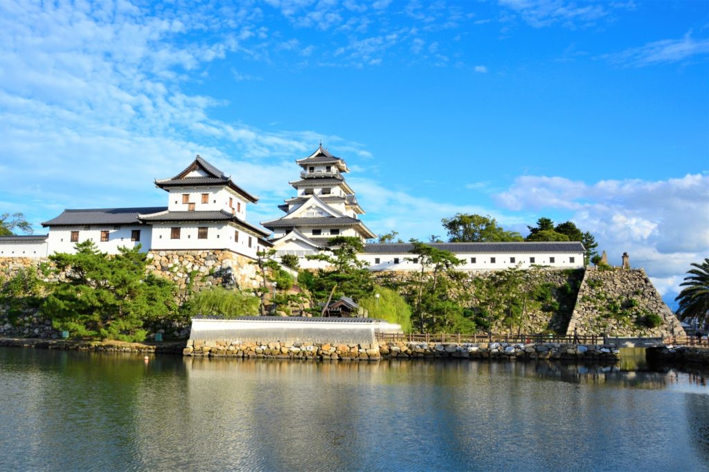 日本三大海城のひとつ 今治城の歴史と見どころ