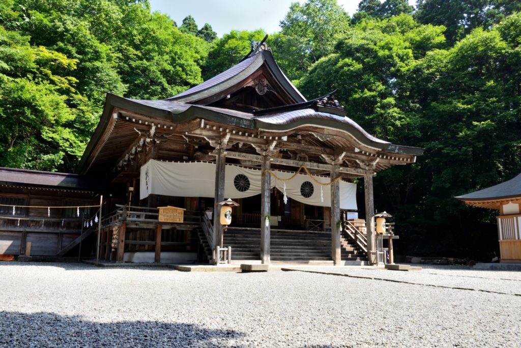 長野県屈指のパワースポット 戸隠神社の歴史と見どころ