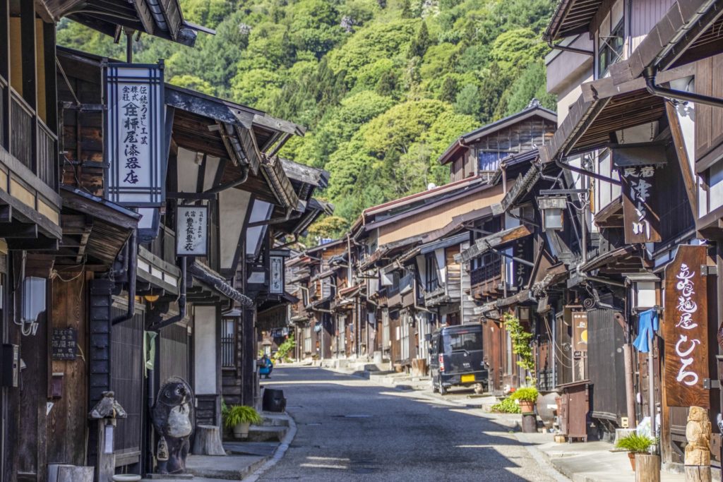 歴史情緒あふれる宿場町 奈良井宿の定番観光スポット