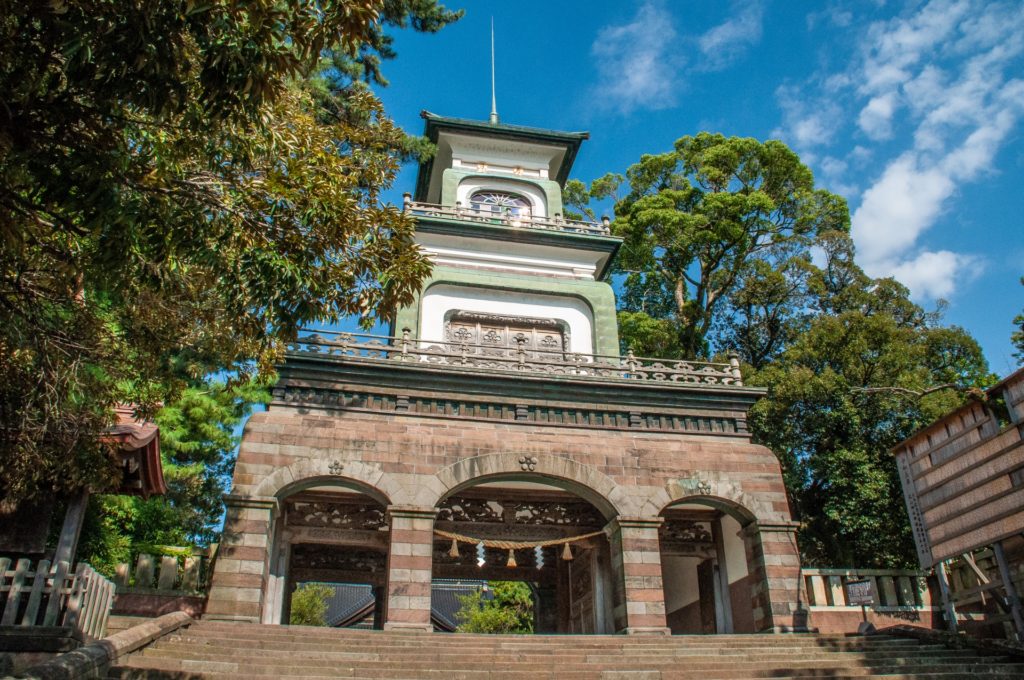 利家とまつゆかりの地 尾山神社の歴史と見どころ