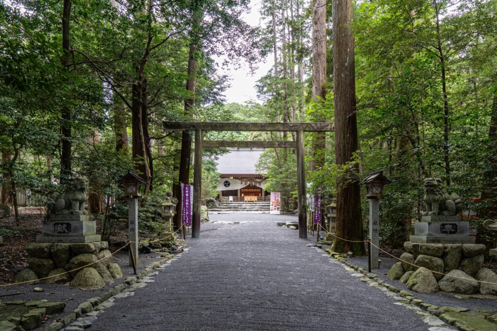 猿田彦大神を祀る全国二千余社の本宮 椿大神社の歴史と見どころ