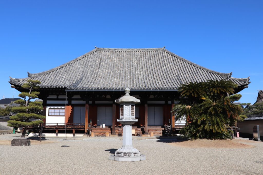 光明皇后ゆかりの庭園が美しい寺院 法華寺の歴史・見どころ