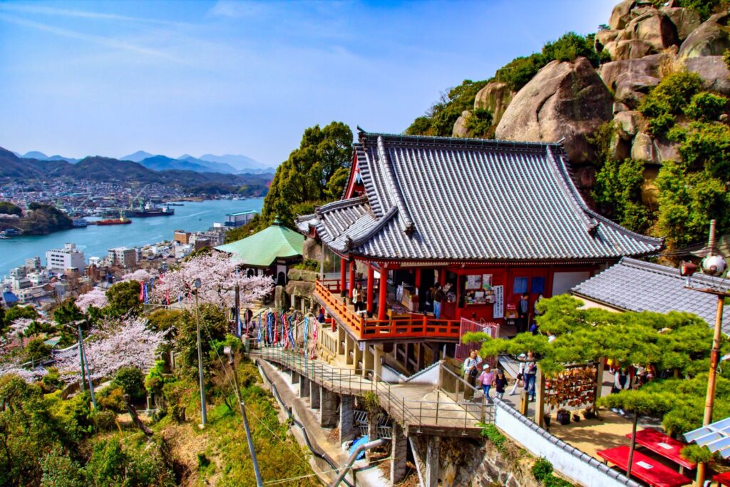 絶景が広がる尾道の定番観光スポット 千光寺の歴史・見どころ